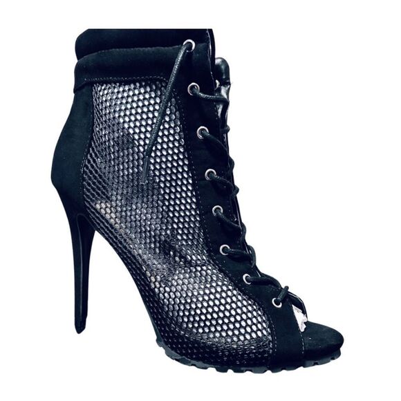 New Fishnet Lace Up booties - Picture 1 of 5